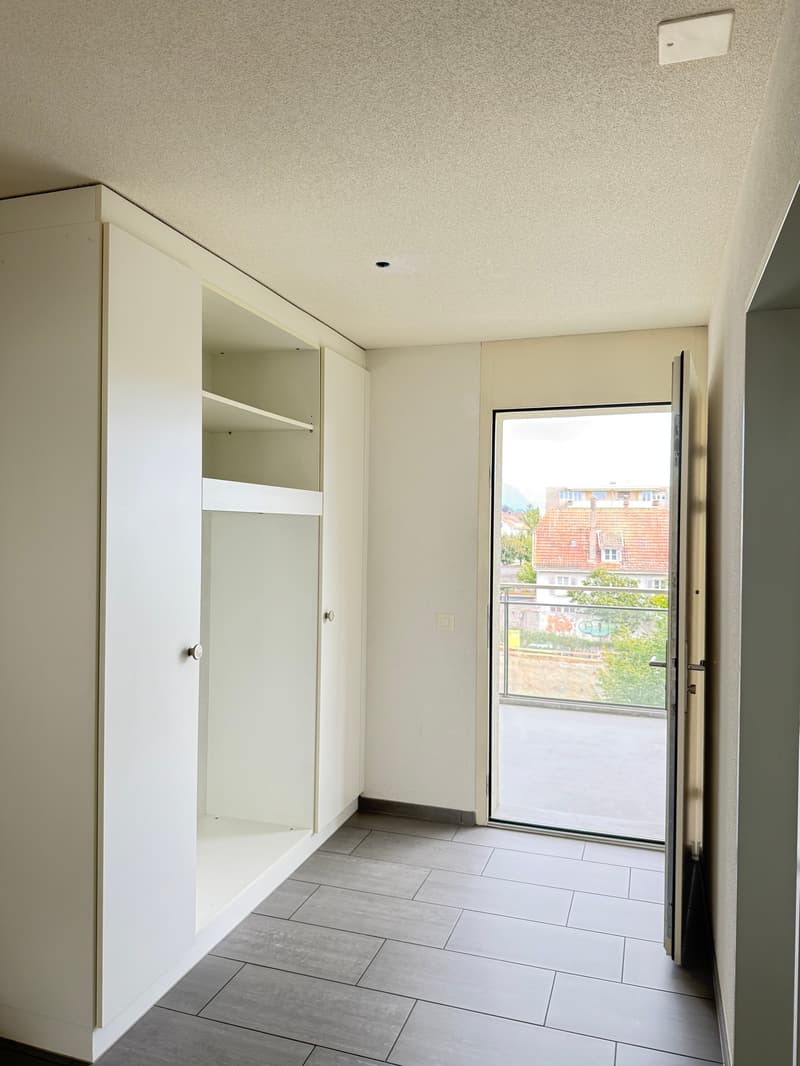 Modern 5.5-room apartment with 2 balconies in the center of Grenchen (8)