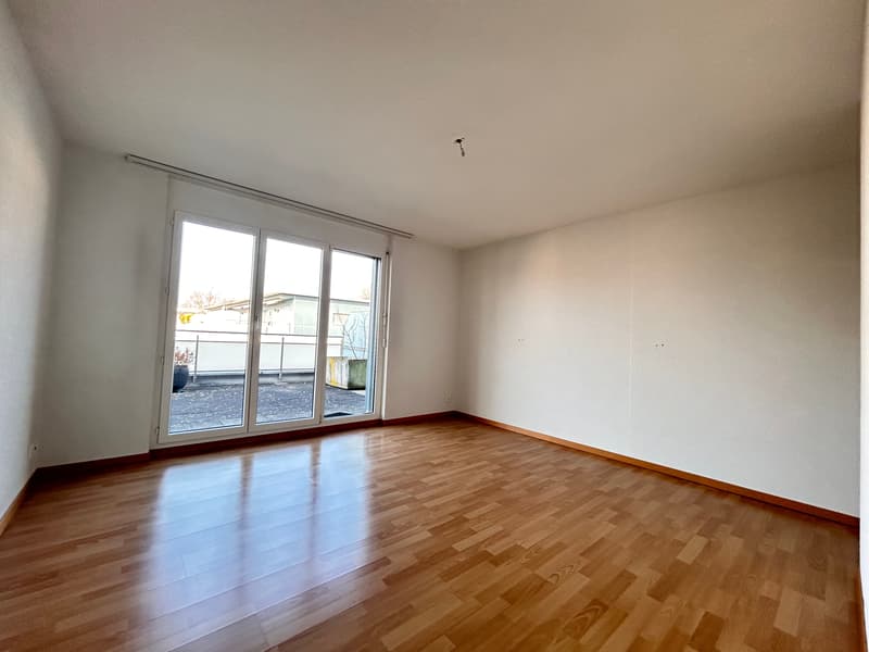 Sunny 4.5-room attic apartment with parking space (9)