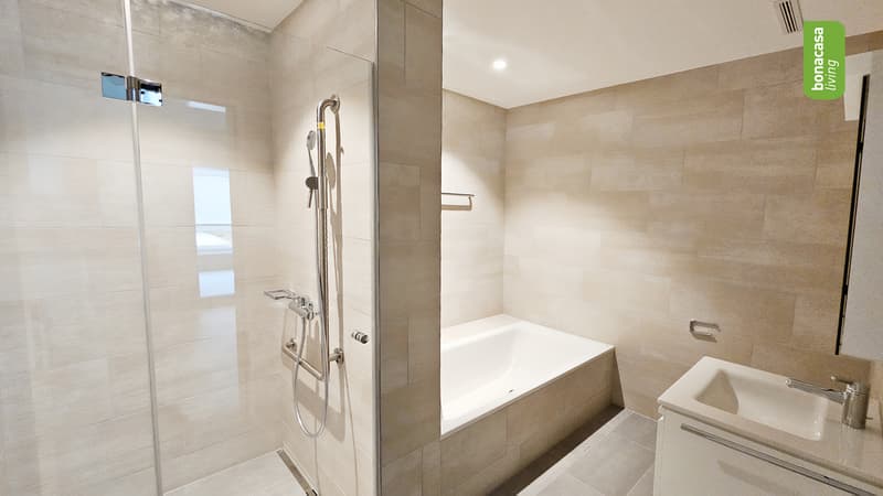 Badezimmer / gross