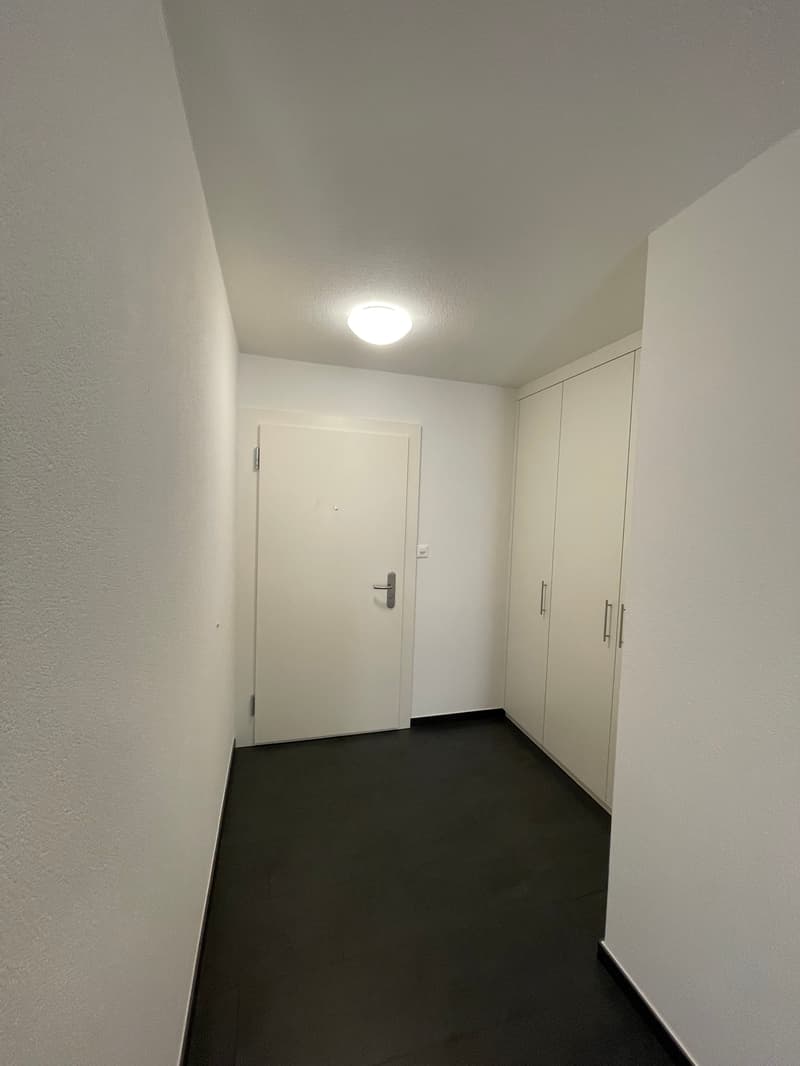 Korridor mit Sicht auf Garderobe