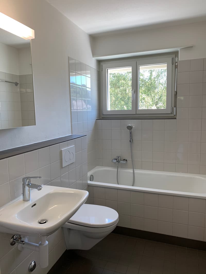 Badezimmer mit Badewanne