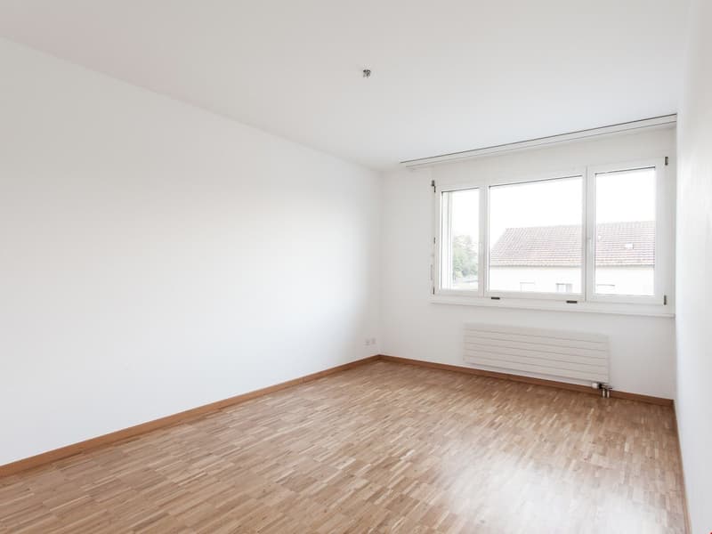 Modern 2.5-room apartment with balcony in St. Gallen (7)