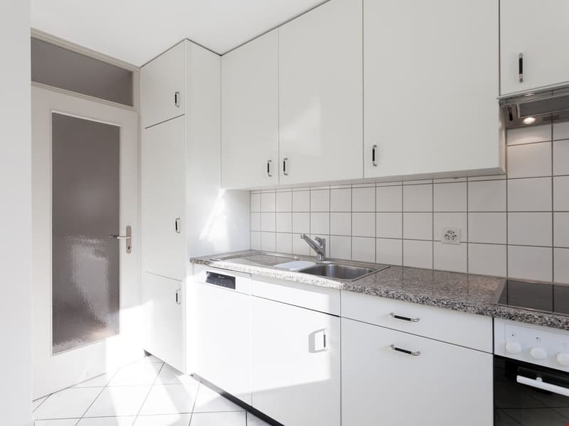 Appartement de 4 pièces lumineux et bien entretenu avec balcon à St. Gallen (5)