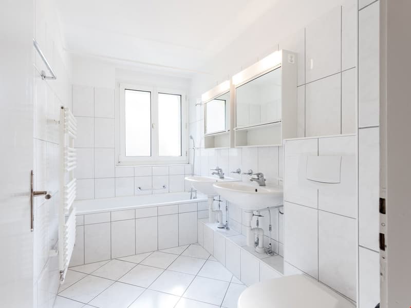 Appartement de 4 pièces lumineux et bien entretenu avec balcon à St. Gallen (13)