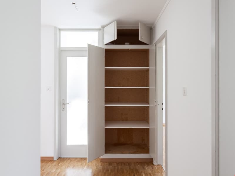 Appartement de 4 pièces lumineux et bien entretenu avec balcon à St. Gallen (7)