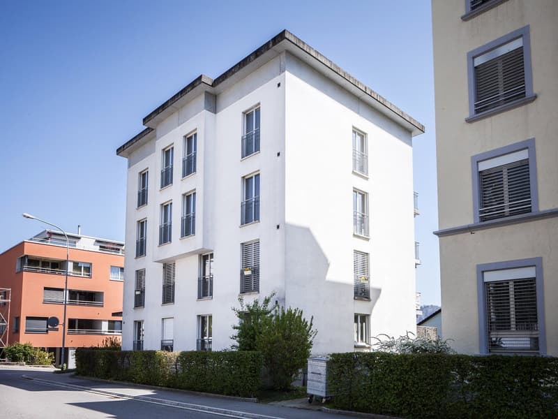 Appartement spacieux 4.5 pièces avec balcon (14)