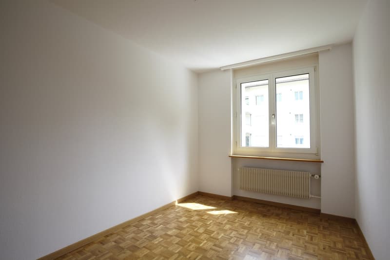 Neu sanierte 4-Zimmer-Wohnung mit Balkon in St. Gallen (9)