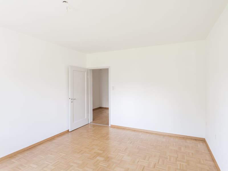 Ruhige und sonnige 4.5-Zimmer-Wohnung (5)