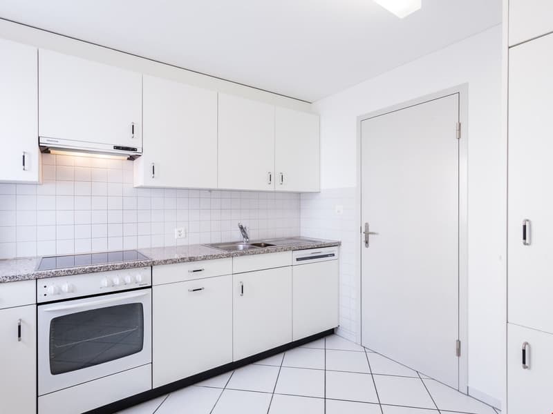 Attraktive 3.5 Zimmer Wohnung (6)
