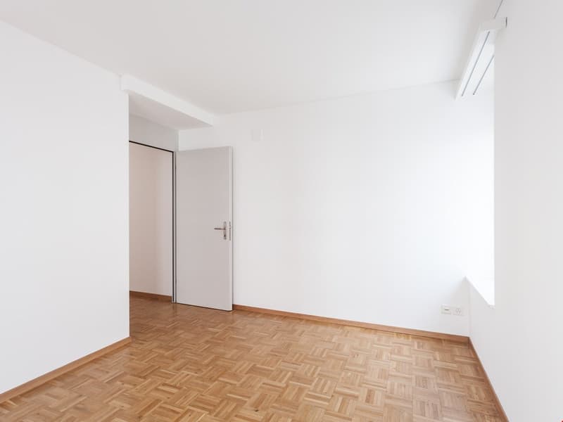 Attraktive 3.5 Zimmer Wohnung (8)