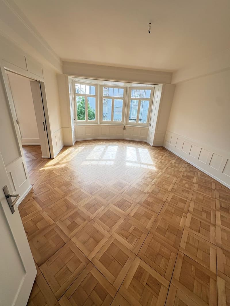 Art Nouveau apartment in the heart of Seefeld (7)
