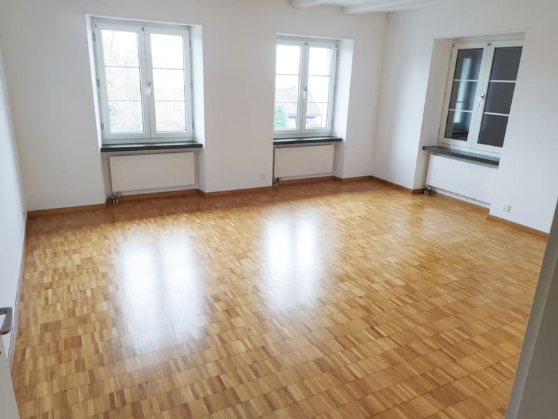 Charmante 2-Zimmer-Wohnung mit Seesicht (2)