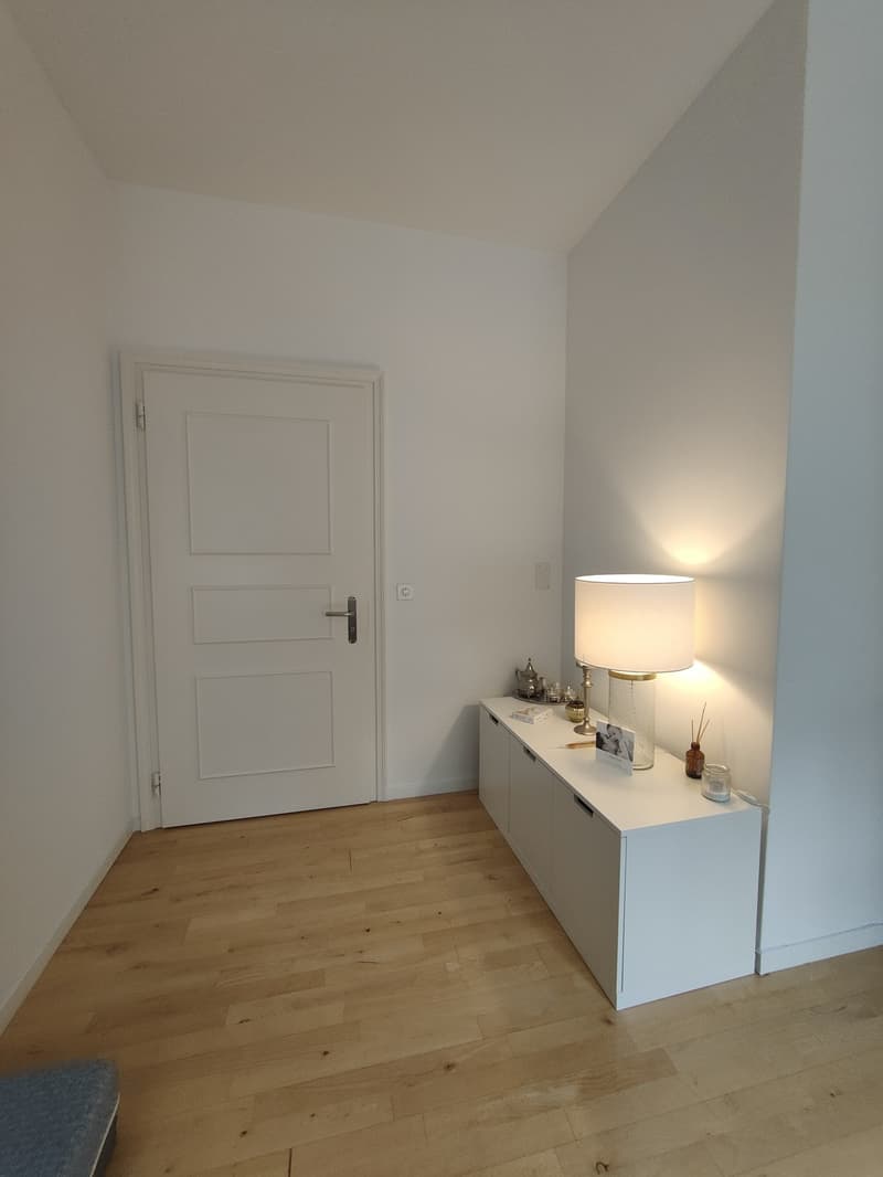 Attraktives Einzelbüro/Praxis im Seefeld (3)