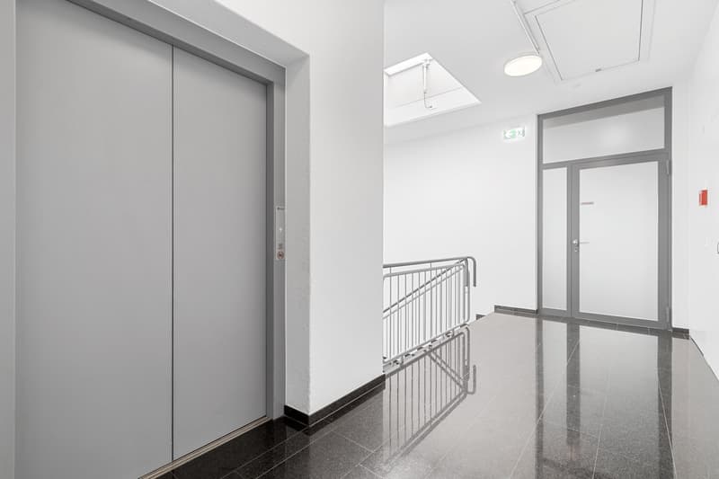 HERTI 27 - fully developed commercial spaces (2)