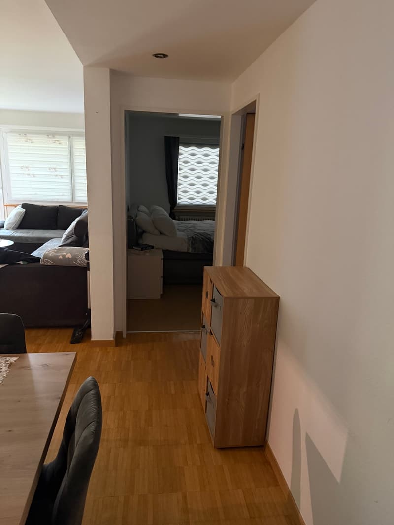 Ruhige 4.5-Zimmer-Wohnung mit Balkon und Garage in Nürensdorf (8)