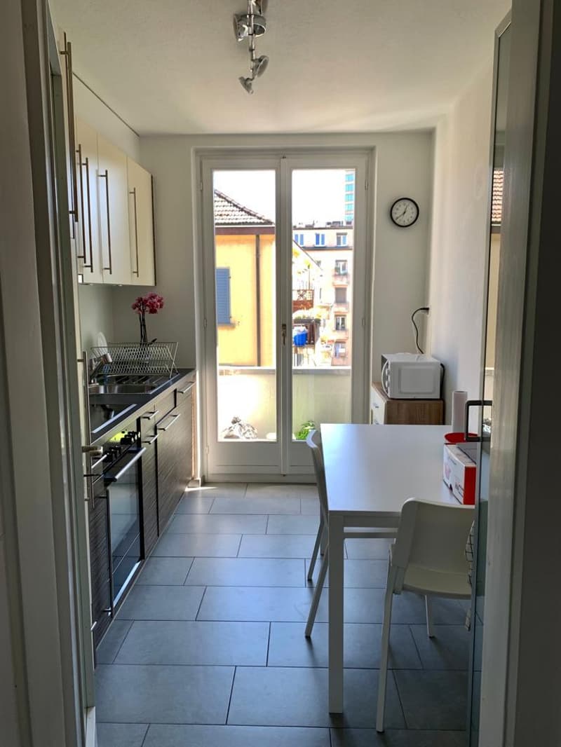 Appartement 3 pièces lumineux à Zürich-Oerlikon à louer! (2)