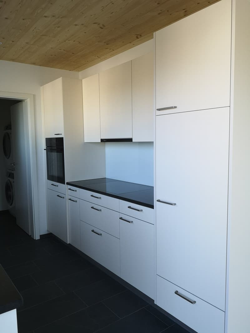 Appartement moderne 3.5 pièces avec terrasse et vue (6)