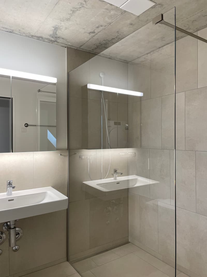 Spacious, modern 2.0-room apartment (studio) for rent in Höri! (8)
