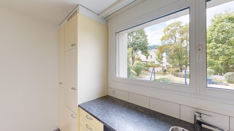 Traumhafte 4.5-Zimmer-Maisonettewohnung in Adliswil zu vermieten! (7)