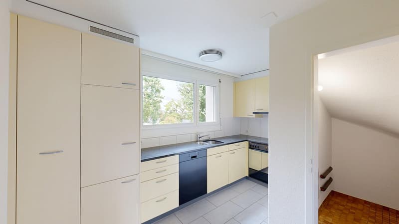 Traumhafte 4.5-Zimmer-Maisonettewohnung in Adliswil zu vermieten! (6)
