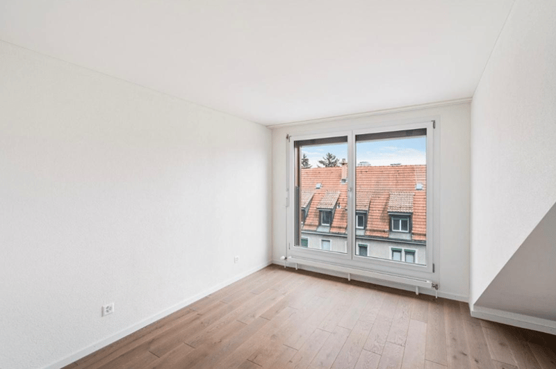 4.5-Zimmer-Dachwohnung in Zürich-Seebach zu vermieten! (9)