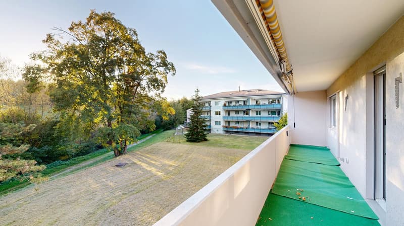 Ruhige 4.5-Zimmer-Wohnung mit Balkon und Garage in Nürensdorf (10)