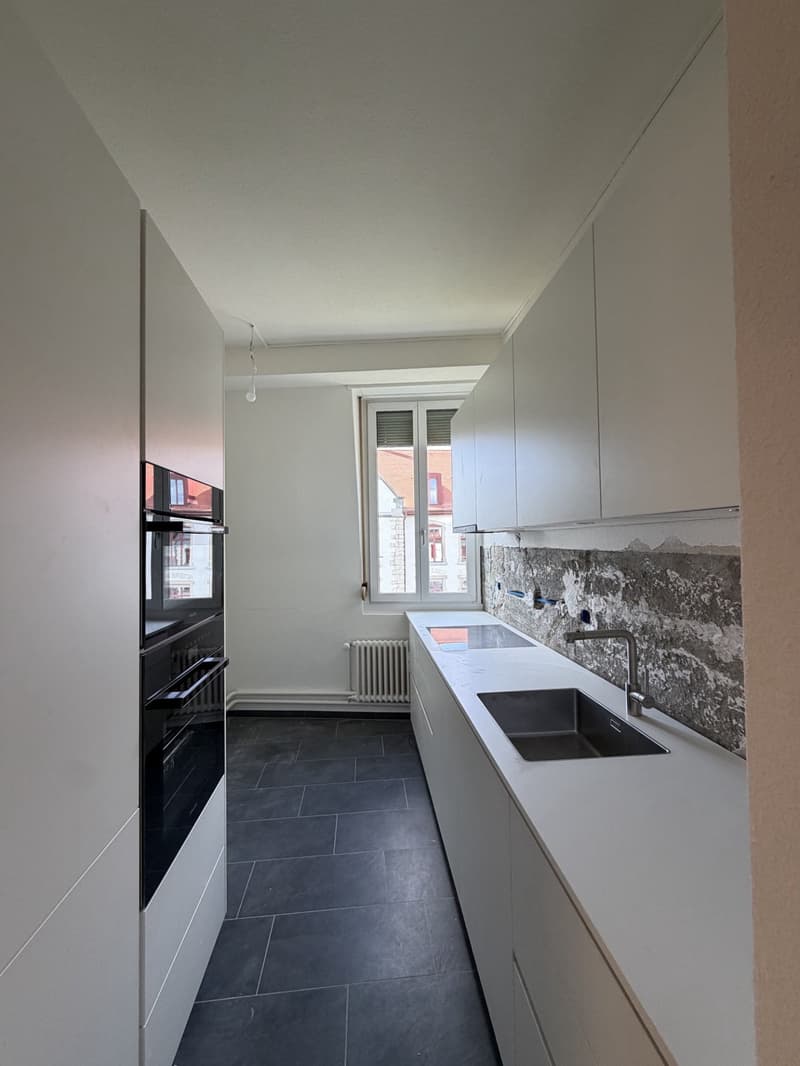 Einmalige 3-Zimmerwohnung an zentraler Lage zu vermieten (2)