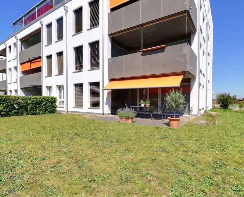4½ pièces au rez avec terrasse et jardin (1)