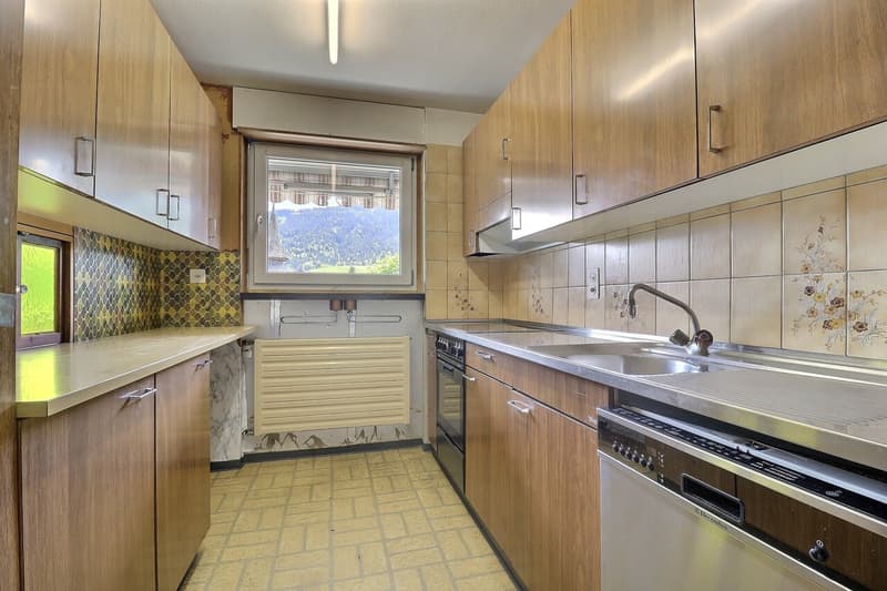 Charmante 4.5-Zimmer-Wohnung mit Balkon und Garage (5)