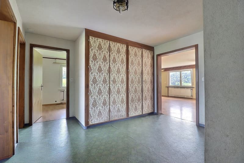 Charmante 4.5-Zimmer-Wohnung mit Balkon und Garage (6)