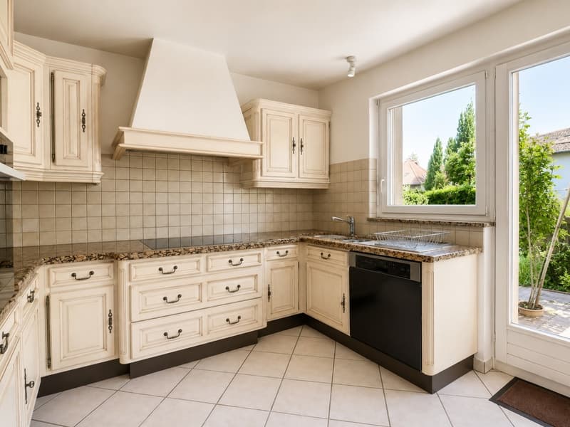 Schönes Haus mit 6.5 Zimmern (4)