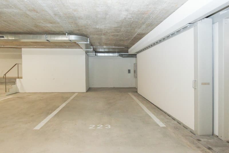 Einstellhallenplatz im Hinterkirch in Reinach (3)