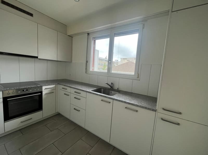 Appartamento di 3 camere in posizione centrale vicino al parco Kannenfeld (2)
