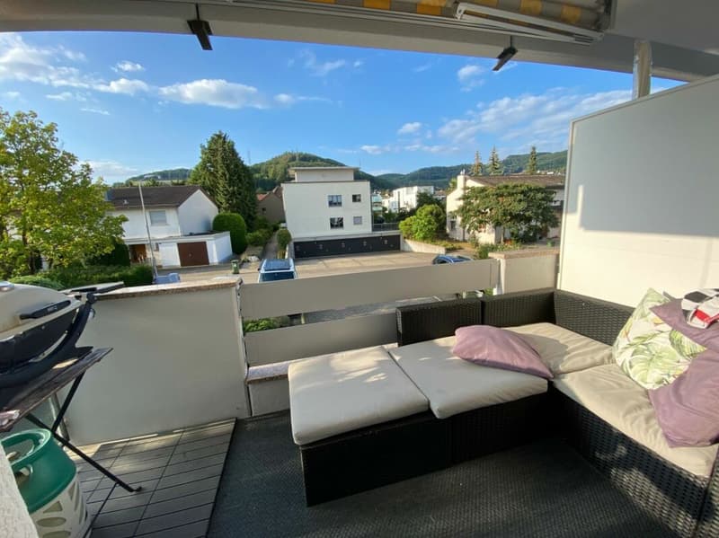 Bright 2.5-room apartment in a prime location in Pratteln (5)