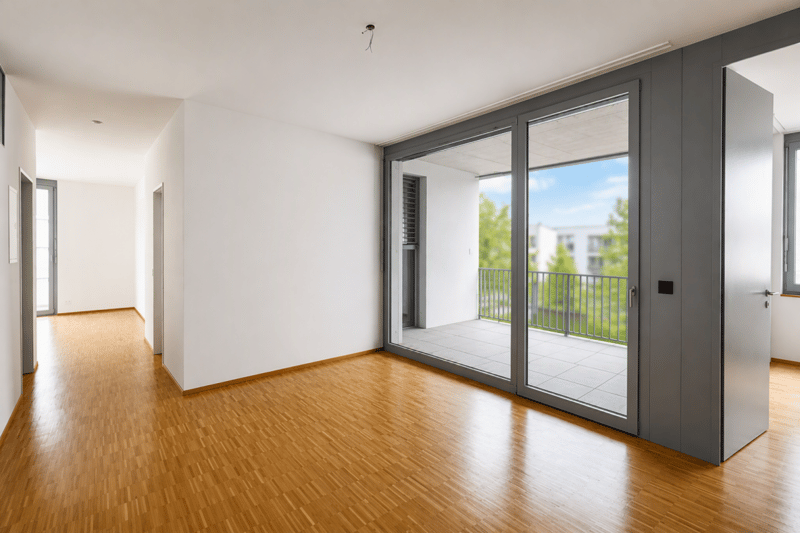 Grosszügige 3.5-Zimmer-Wohnung mit zwei Balkonen (3)