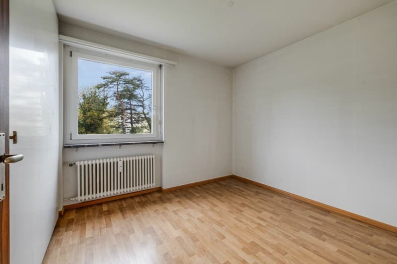 Zimmer 2 mit Einbauschrank
