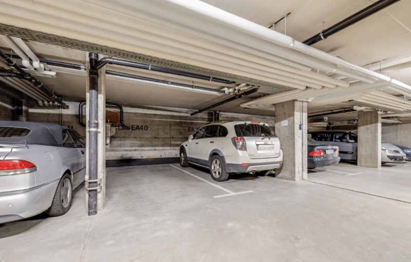 Einstellhallenplatz kann dazu gekauft werden