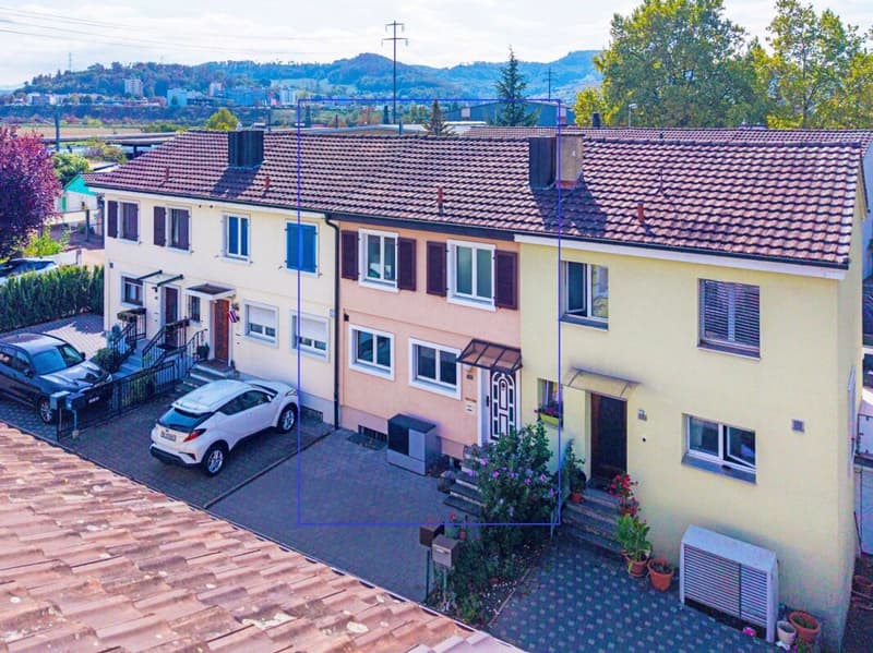Gemütliches 4-Zimmer-Reiheneinfamilienhaus mit grosszügigem Aussensitzplatz und eigener Garage (13)