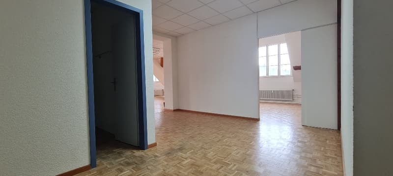 Beautiful rooms usable as a studio or office (4)