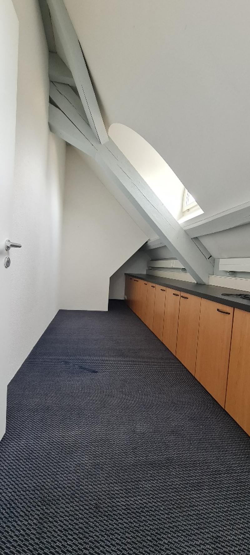 Circa 150 m2 di spazi per uffici al 6° piano (4)