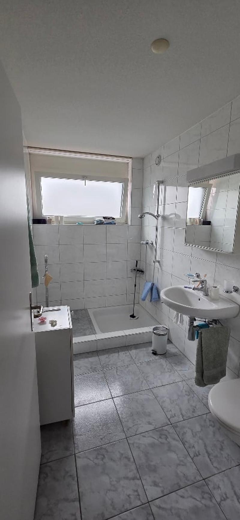 Appartement lumineux dans un emplacement central avec une belle vue (8)