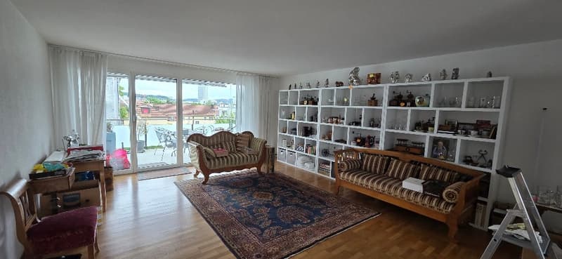 Appartement lumineux dans un emplacement central avec une belle vue (3)