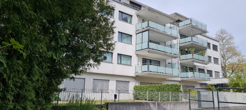 Appartement lumineux dans un emplacement central avec une belle vue (2)