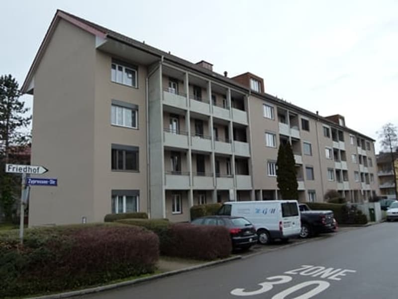 Place de parking en garage souterrain (1)