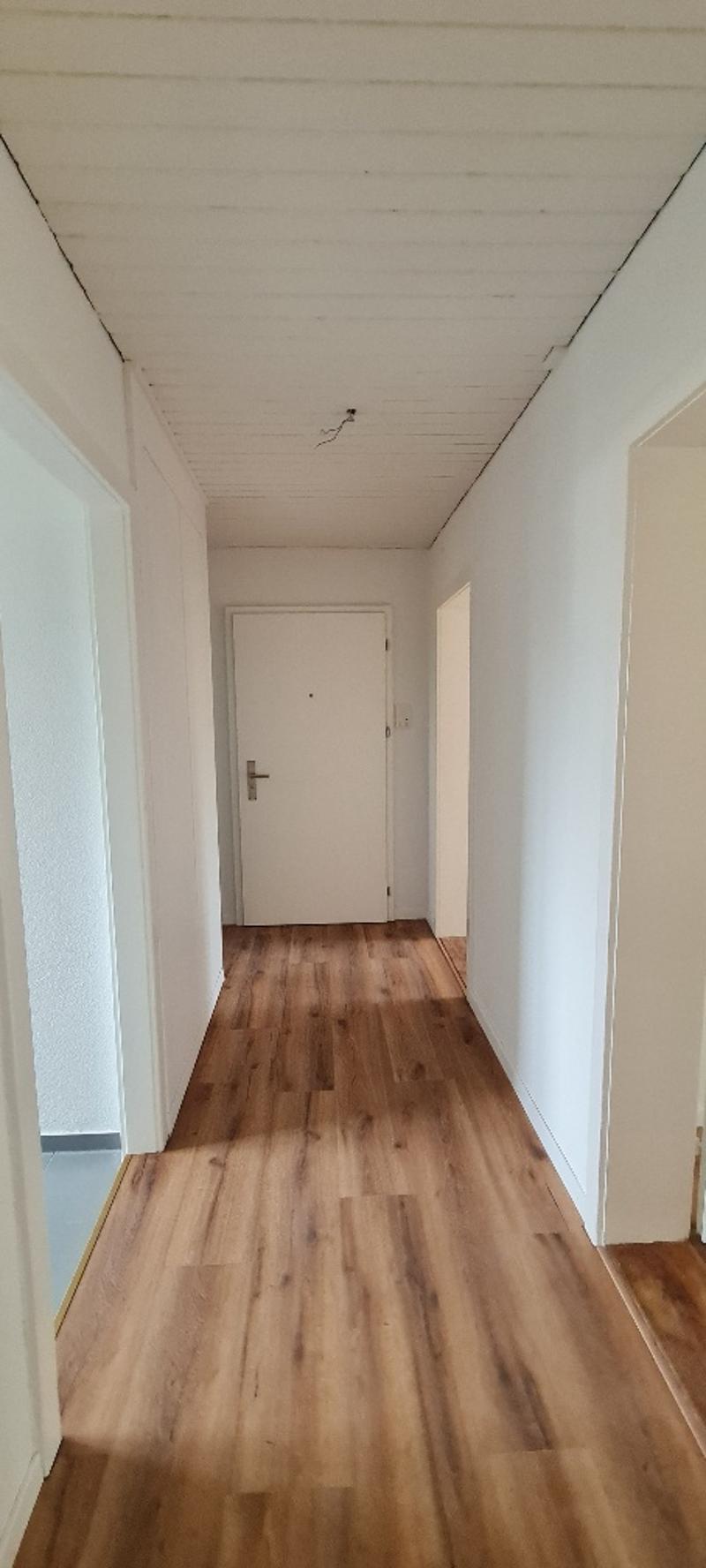 Appartamento bello in una buona posizione (3)