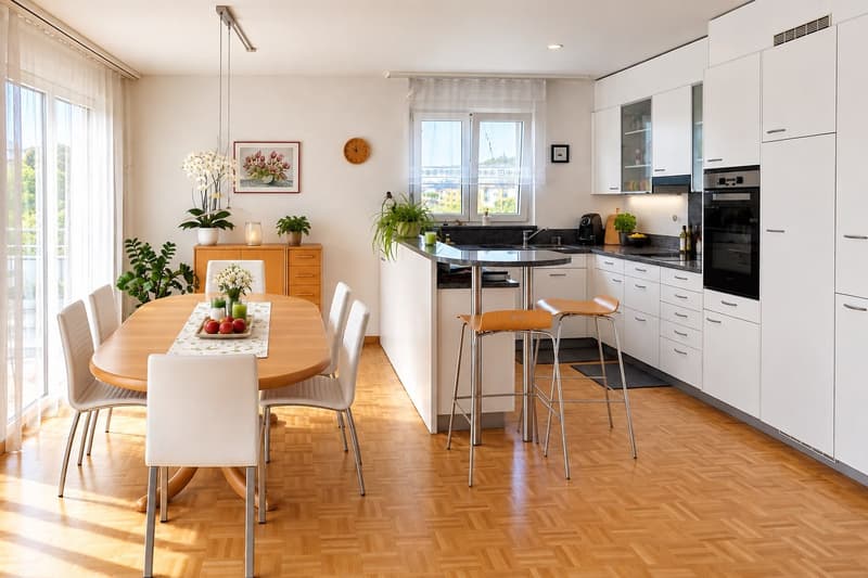 Charmante 4.5-Zimmer-Attika-Wohnung mit Aussicht in Winterthur Hegi (2)