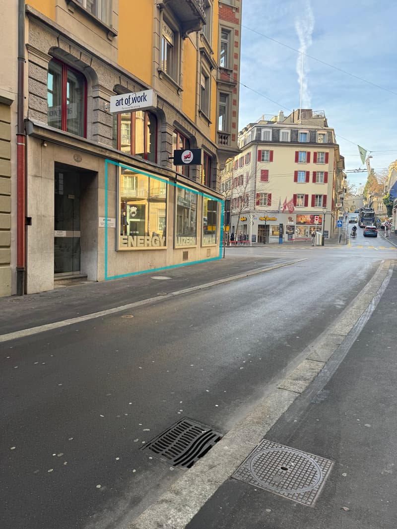 Attractive commercial space in a central location in Lucerne (2)