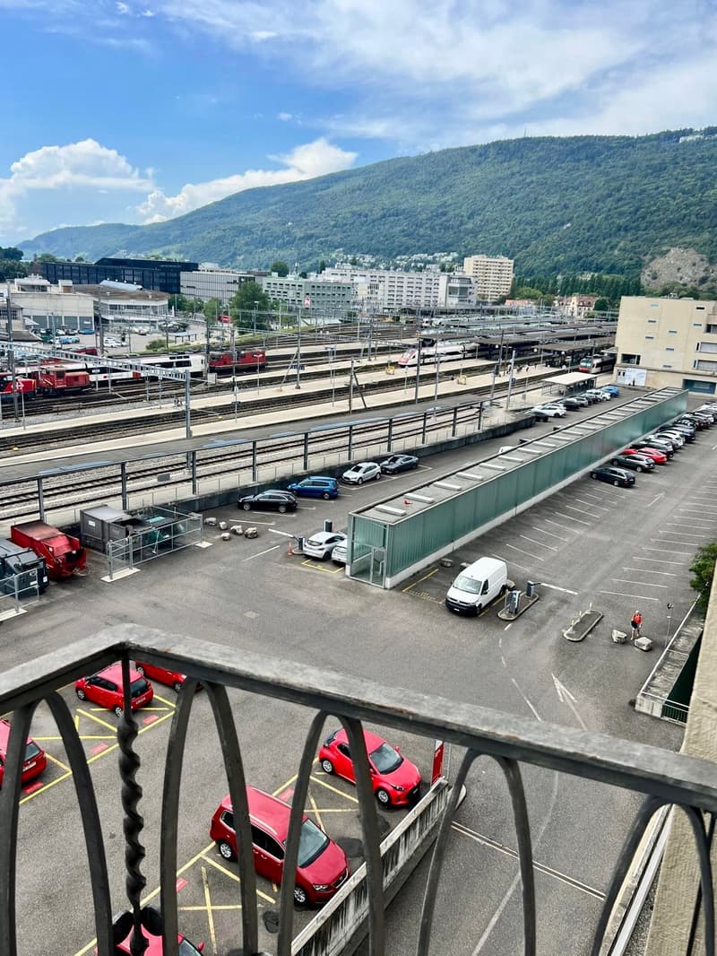 Spazio ufficio direttamente alla stazione di Biel (15)