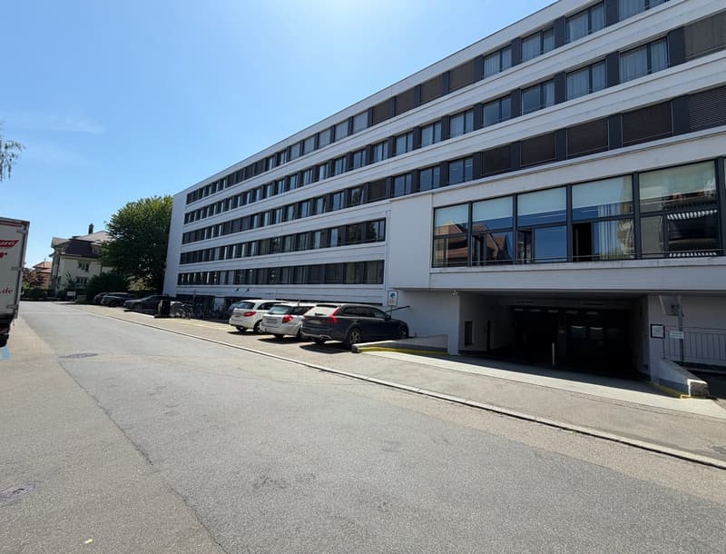 Spazio ufficio rappresentativo e adattabile in una posizione di alta qualità a Berna (11)