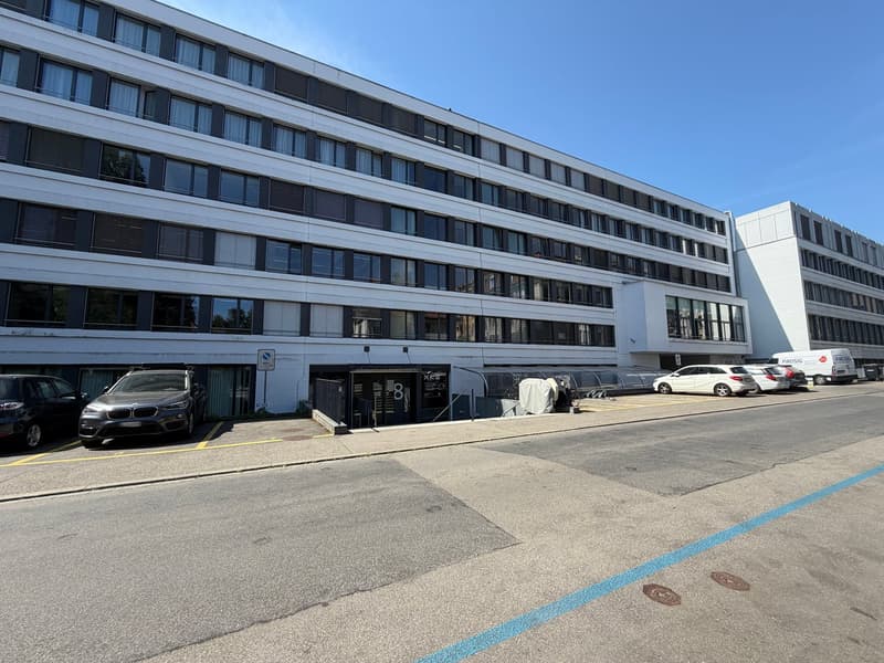 Spazio ufficio rappresentativo e adattabile in una posizione di alta qualità a Berna (12)